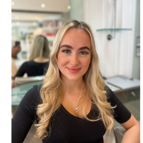 Erin (Stylist)